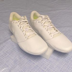 Womens NIKE: STYLE (CHEER) Tennis Shoes